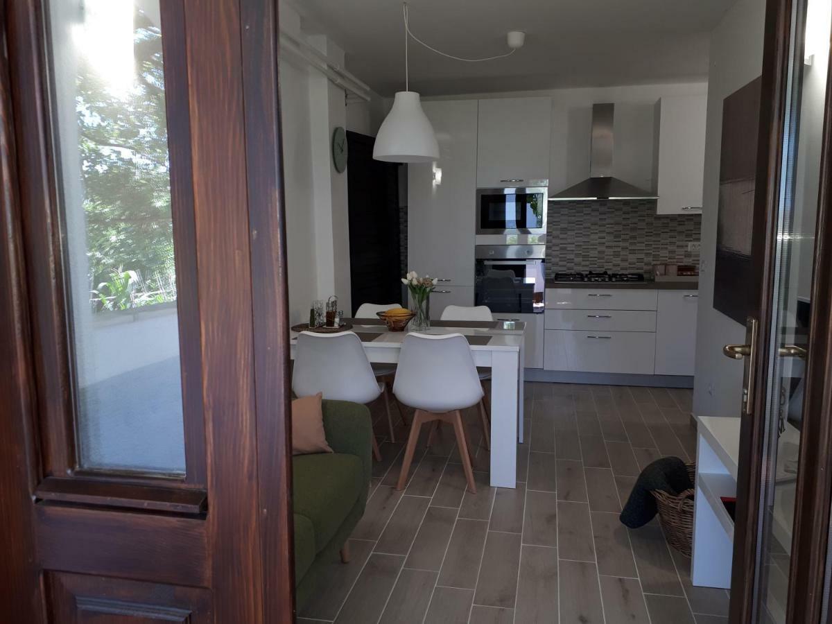 Villa Zoe Porec Exterior photo