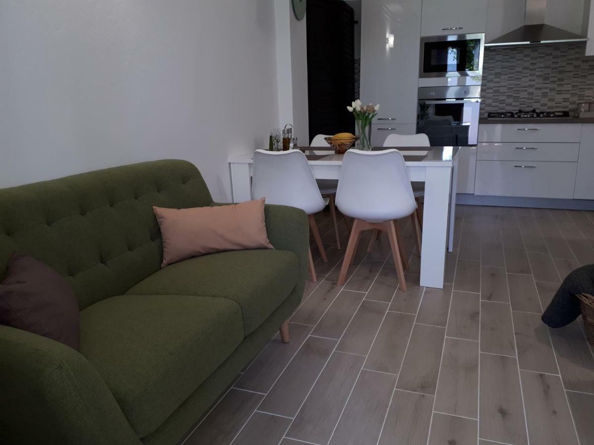 Villa Zoe Porec Exterior photo