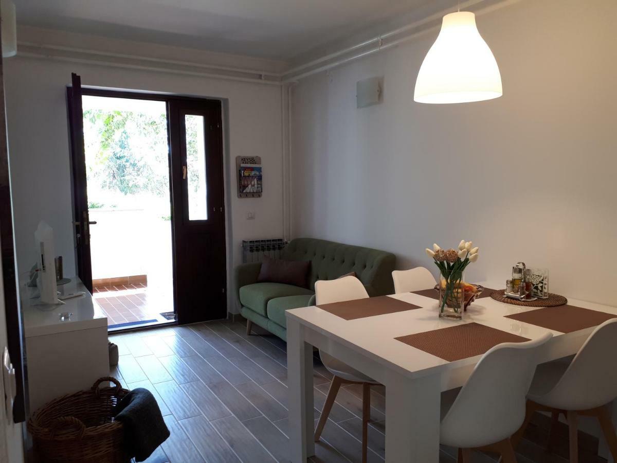 Villa Zoe Porec Exterior photo